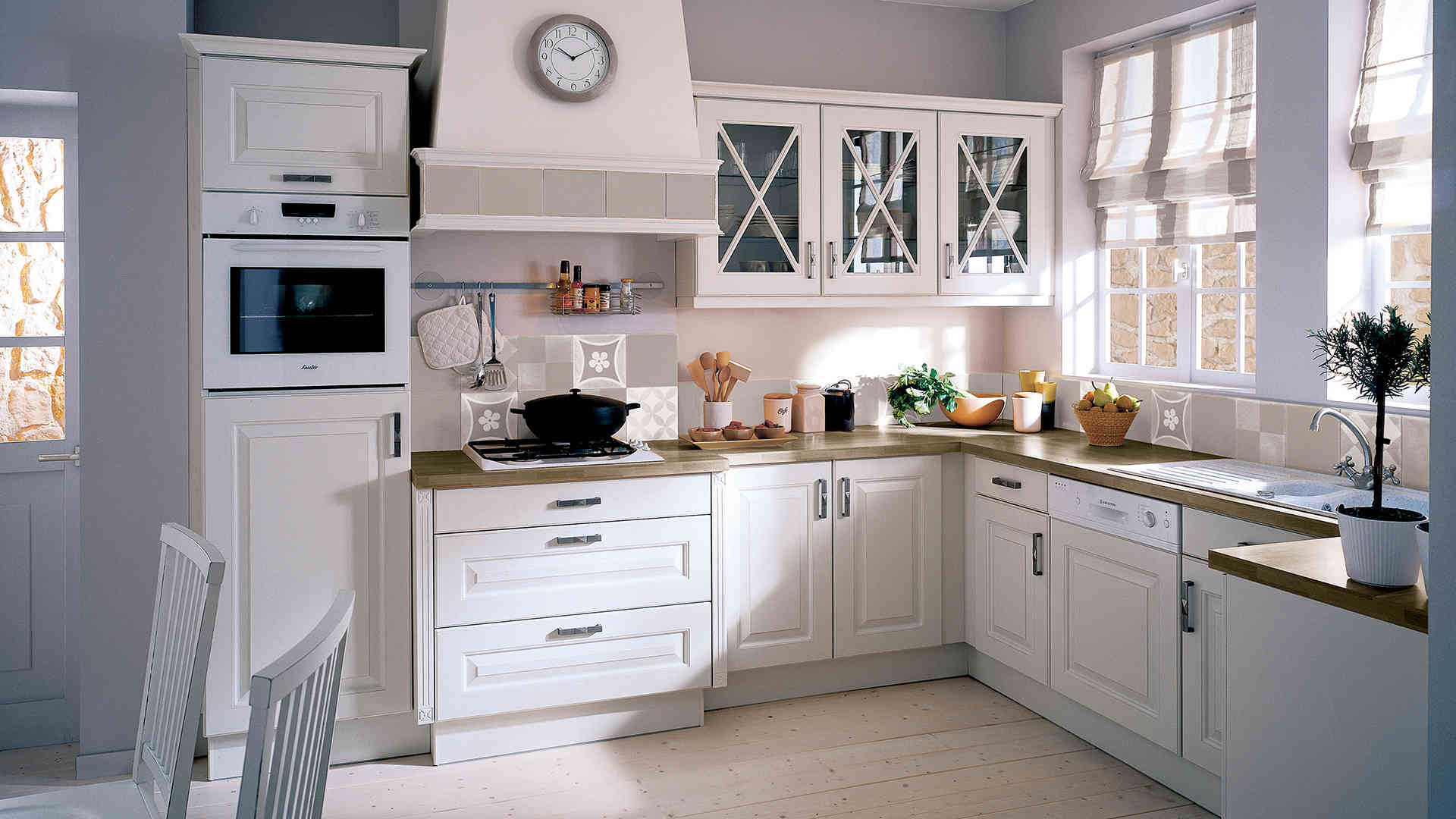 Cuisine blanc dar déco, décoration intérieure maison tunisie